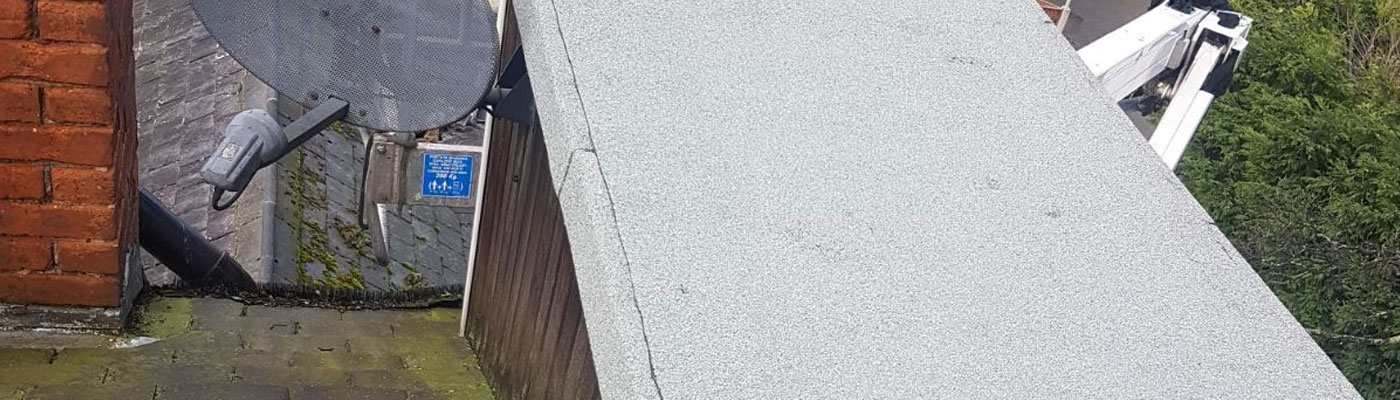 How to Manage Water Drainage on Flat Roofs