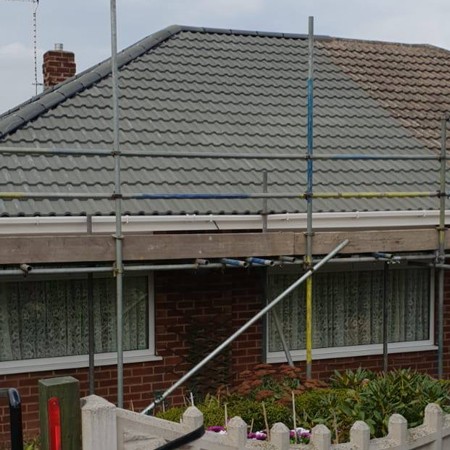 Can-You-Split-Roof-Repair-Costs-with-a-Neighbour-