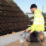 Timing Your Roof Repairs Autumn vs Winter